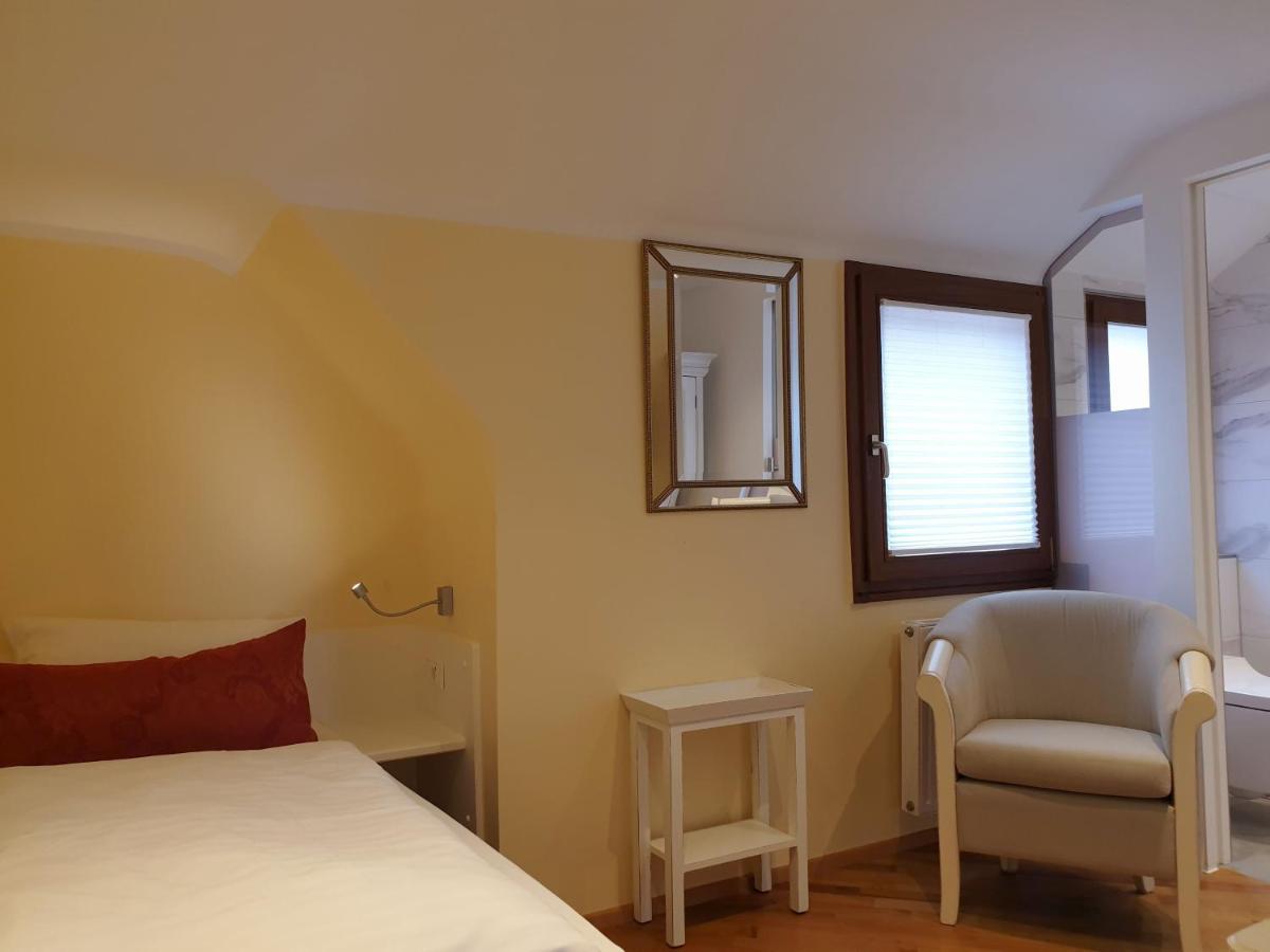 Hotel Strand Cafe Meersburg Buitenkant foto