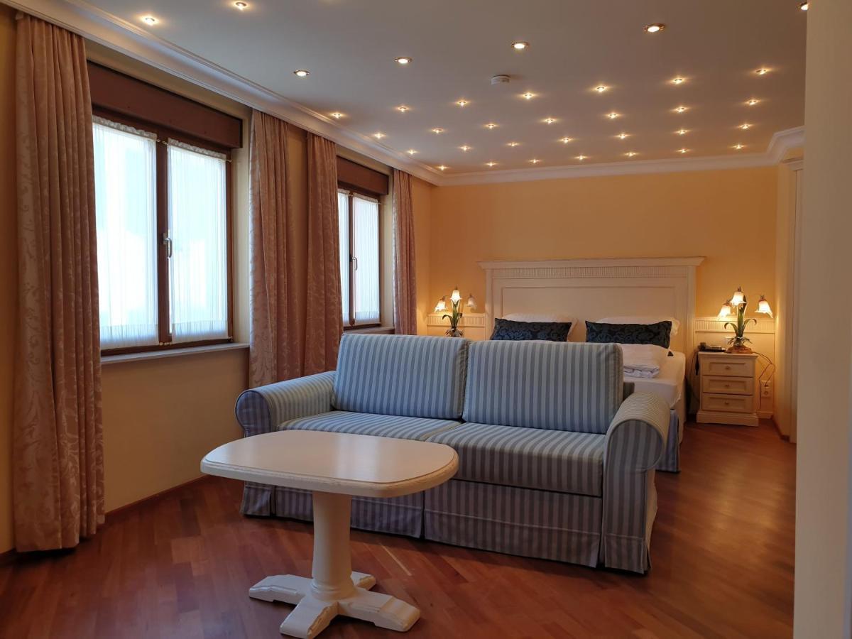 Hotel Strand Cafe Meersburg Buitenkant foto